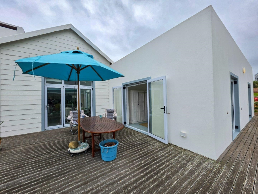 3 Bedroom Property for Sale in Stilbaai Wes Western Cape